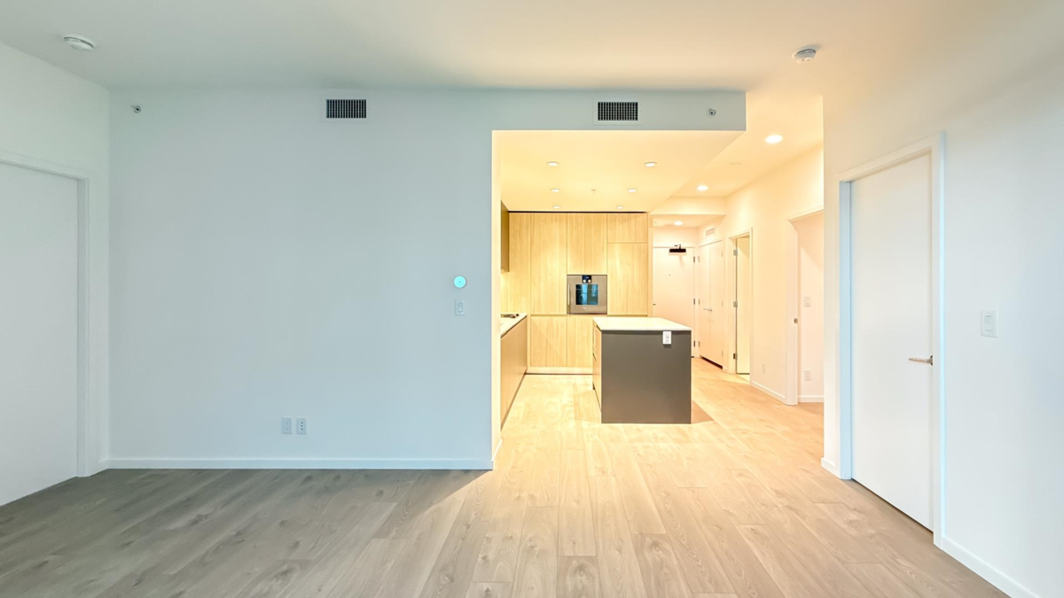 Walk-In Closet Photo of 744 6500 Minoru Boulevard, Richmond, BC