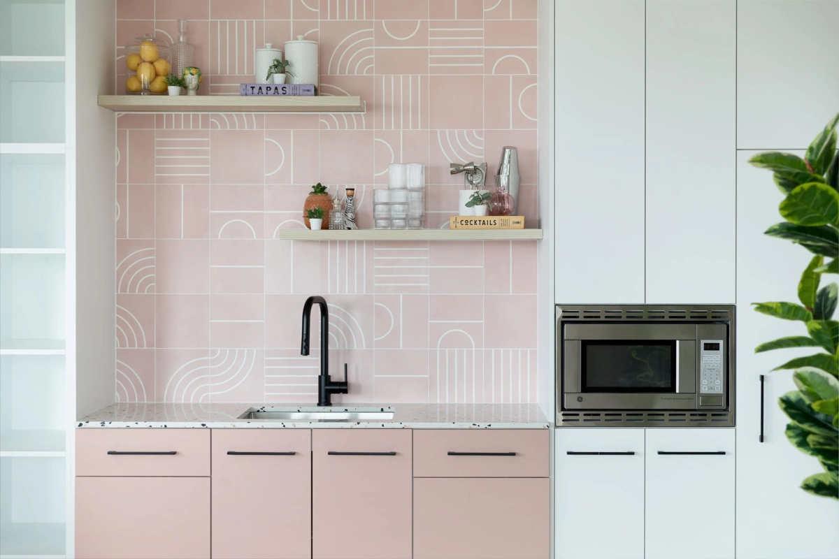 Front Yard Photo of 204 2450 Garden Drive, Vancouver, BC