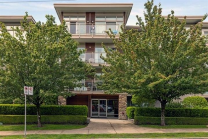 PH7 1033 St Georges Avenue, North Vancouver, BC, North Vancouver — Apartment/Condo for sale