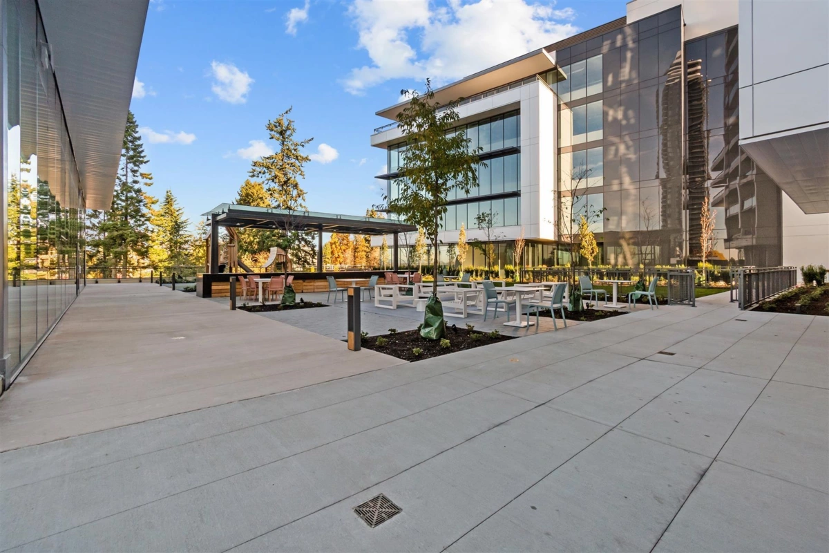 Loft / Bonus Room Photo of 2312 13675 107a Avenue, Surrey, BC