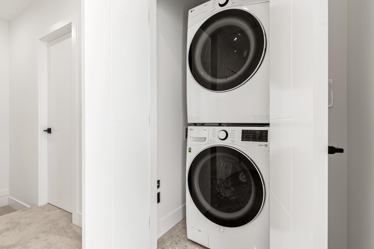 Basement Recreation Room Photo of 6 22348 48 Avenue, Langley, BC