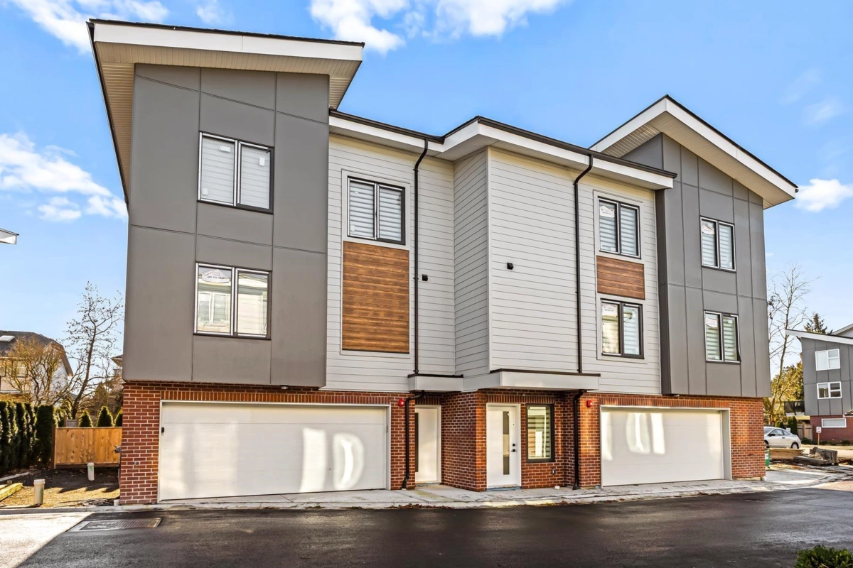 Exterior Rear Photo of 6 22348 48 Avenue, Langley, BC