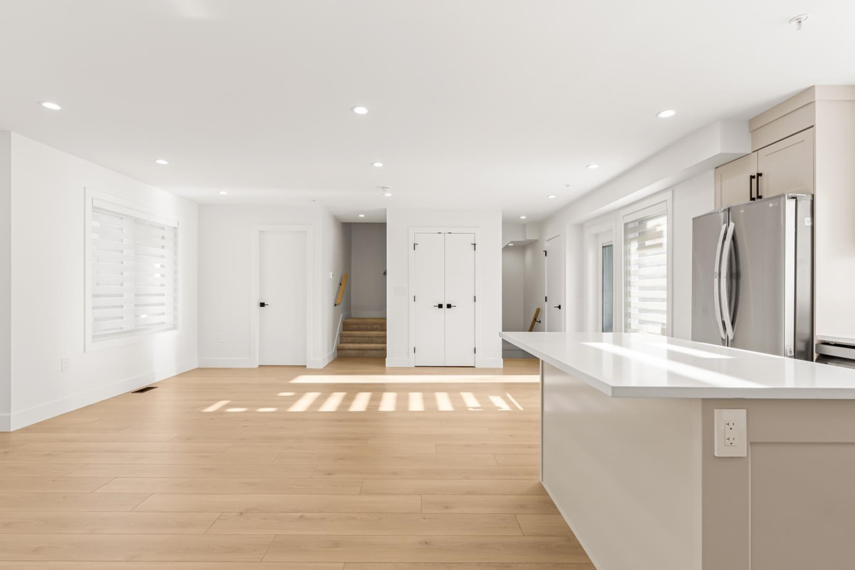 Kitchen Island Photo of 6 22348 48 Avenue, Langley, BC
