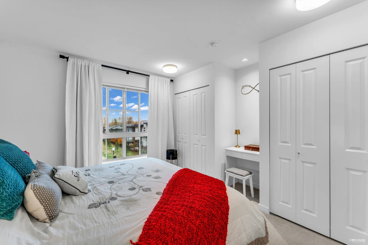 Hallway Photo of 14 16260 23a Avenue, Surrey, BC