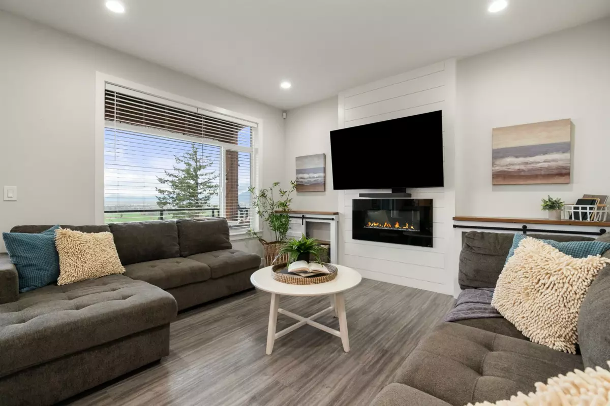 Family Room Photo of 22 6262 Rexford Drive, Chilliwack, BC