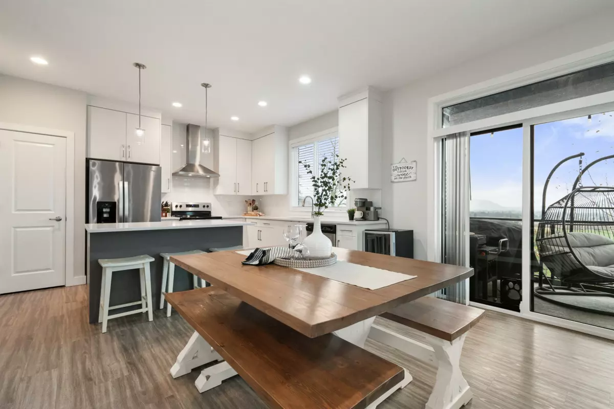 Primary Bathroom Photo of 22 6262 Rexford Drive, Chilliwack, BC