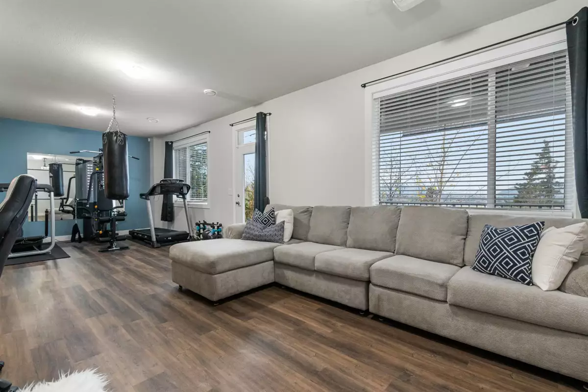 Swimming Pool Photo of 22 6262 Rexford Drive, Chilliwack, BC