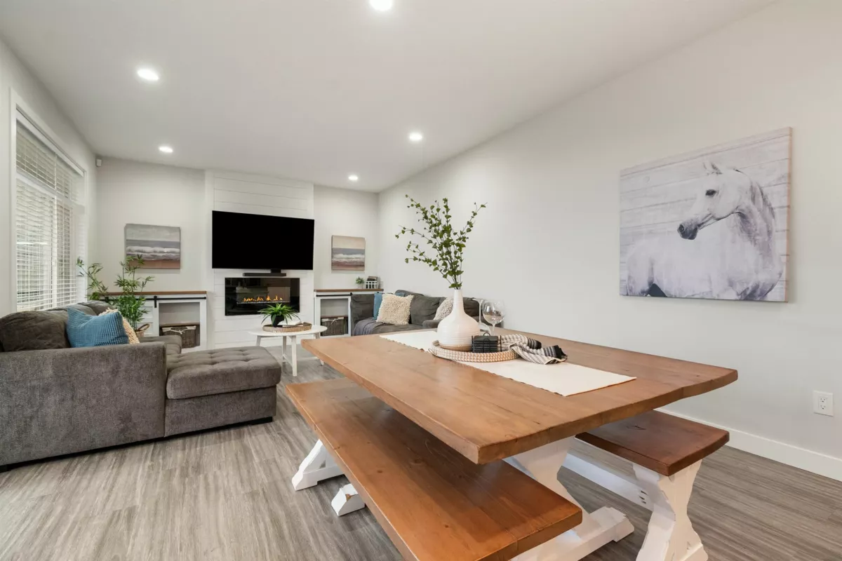 Walk-In Closet Photo of 22 6262 Rexford Drive, Chilliwack, BC