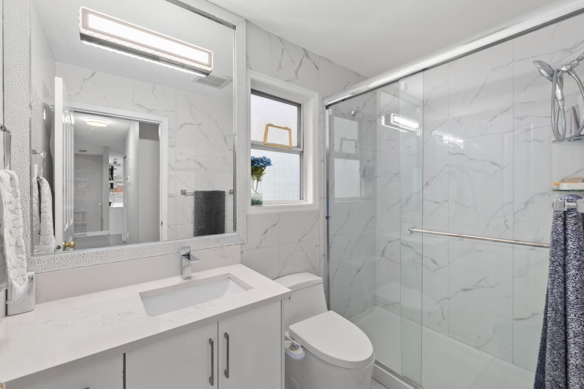 Garage Interior Photo of 31165 Sidoni Avenue, Abbotsford, BC