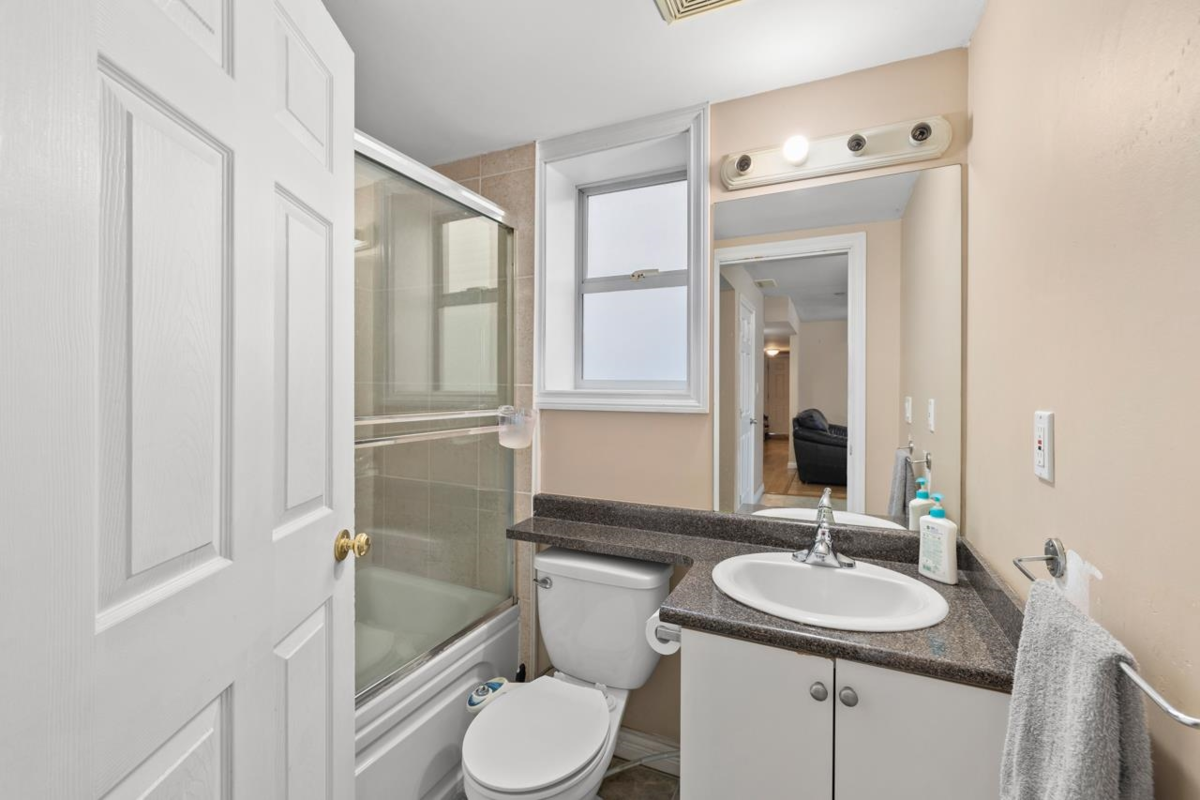 Swimming Pool Photo of 31165 Sidoni Avenue, Abbotsford, BC