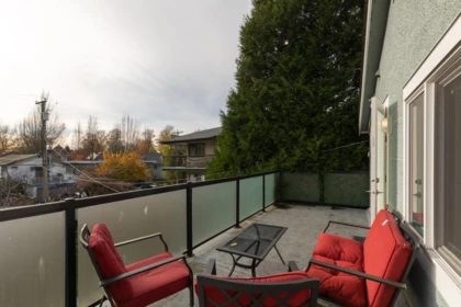 Backyard Photo of 1636 Frances Street, Vancouver, BC