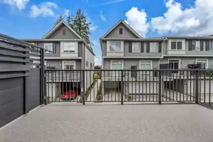 Kitchen Island Photo of 120 15778 85 Avenue, Surrey, BC