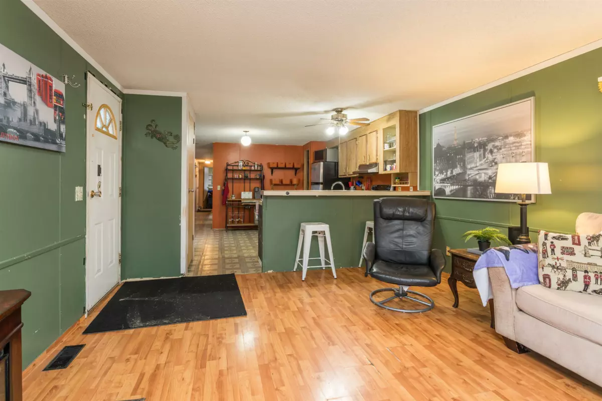 Breakfast Nook Photo of 95 145 King Edward Street, Coquitlam, BC