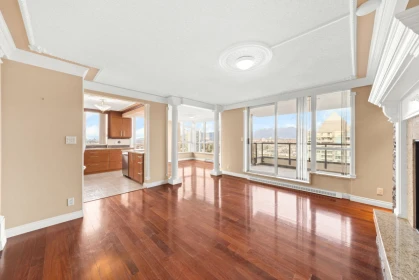 Breakfast Nook Photo of 2903 2088 Madison Avenue, Burnaby, BC