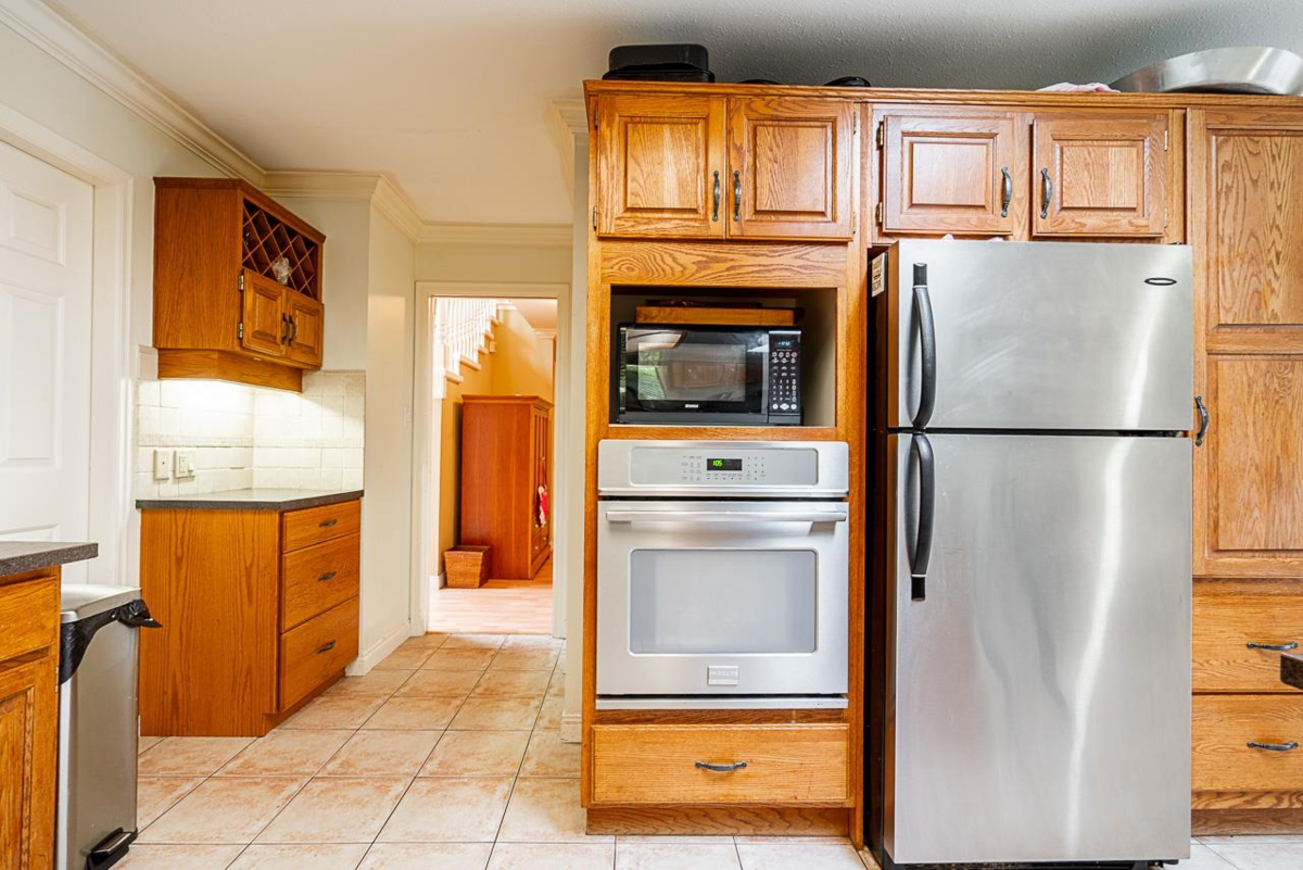 Bedroom 2 Photo of 15576 Buena Vista Avenue, White Rock, BC