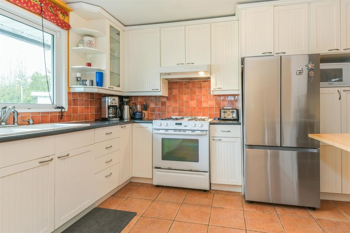 Dining Area Photo of 21810 40 Avenue, Langley, BC