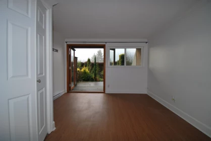 Living Room Photo of 410 Crosscreek Road, Lions Bay, BC