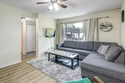 Family Room Photo of 6928 134 Street, Surrey, BC