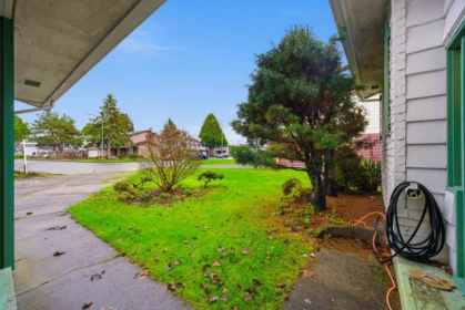 9571 Glenthorne Drive, Richmond, BC, Richmond — Single Family Residence for sale