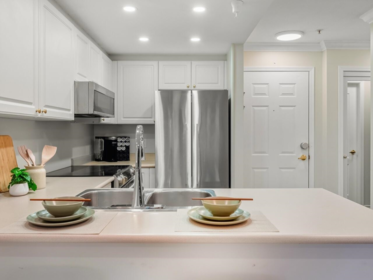 127 5880 Dover Crescent, Richmond, BC, Richmond — Apartment/Condo for sale