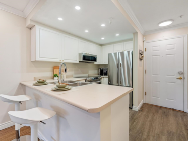 127 5880 Dover Crescent, Richmond, BC, Richmond — Apartment/Condo for sale