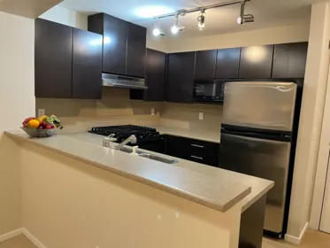 409 9319 University Crescent, Burnaby, BC