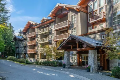 212 4660 Blackcomb Way, Whistler, BC, Benchlands — 1 bed apartment/condo for sale