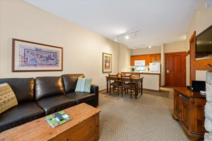 212 4660 Blackcomb Way, Whistler, BC, Whistler — Apartment/Condo for sale