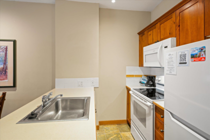 Primary Bathroom Photo of 212 4660 Blackcomb Way, Whistler, BC