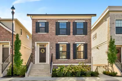 7819 Cedarbrook Road, Chilliwack, BC, Chilliwack Proper South — 6 bed single family residence for sale