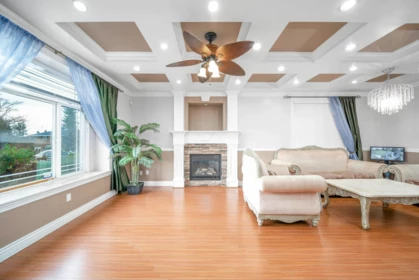 6391 Neville Street, Burnaby, BC