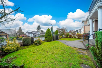 6391 Neville Street, Burnaby, BC