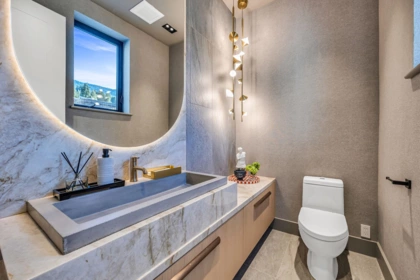 Powder Room Photo of 2423 Mathers Avenue, West Vancouver, BC