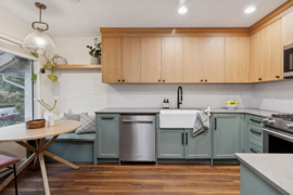 15 901 W 17 Street, North Vancouver, BC