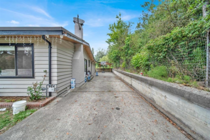 Garden / Landscaping Photo of 16951 94a Avenue, Surrey, BC
