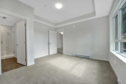 Entry Foyer Photo of 117 33886 Pine Street, Abbotsford, BC