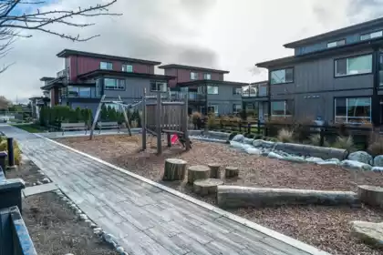 Hot Tub / Spa Photo of 62 4292 Wolf Way, Tsawwassen, BC
