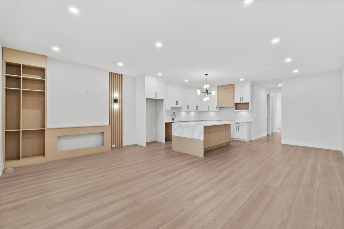 Kitchen Island Photo of 20997 83 Avenue, Langley, BC