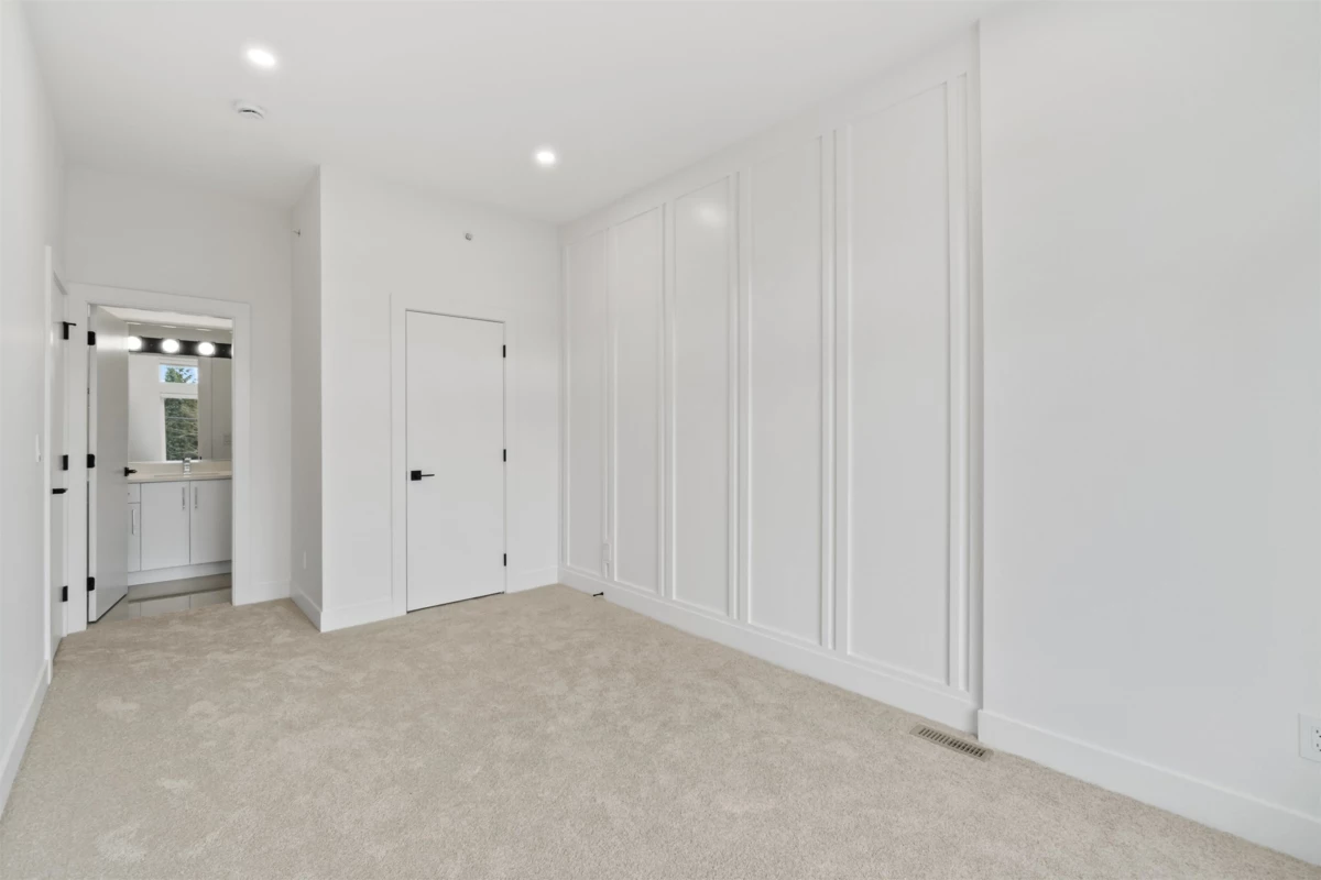 Primary Bathroom Photo of 20997 83 Avenue, Langley, BC