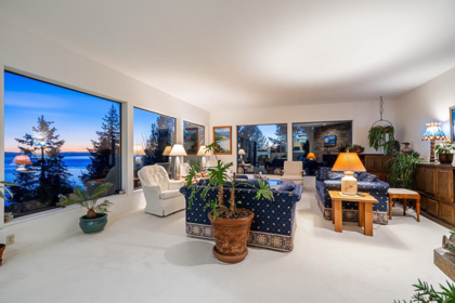 Breakfast Nook Photo of 5970 Condor Place, West Vancouver, BC
