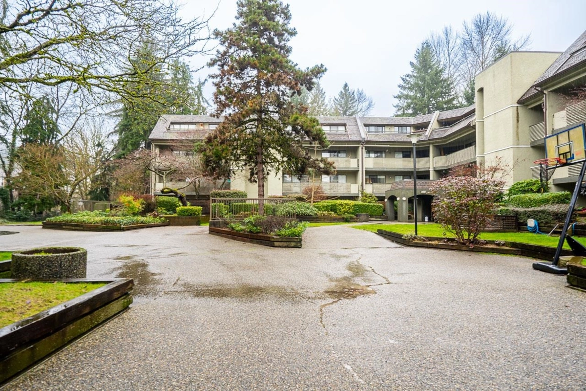 Front Yard Photo of 106 1200 Pacific Street, Coquitlam, BC