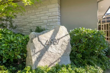 4987 Meadfeild Wynd, West Vancouver, BC