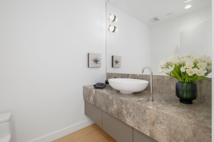 Mudroom Photo of 4987 Meadfeild Wynd, West Vancouver, BC
