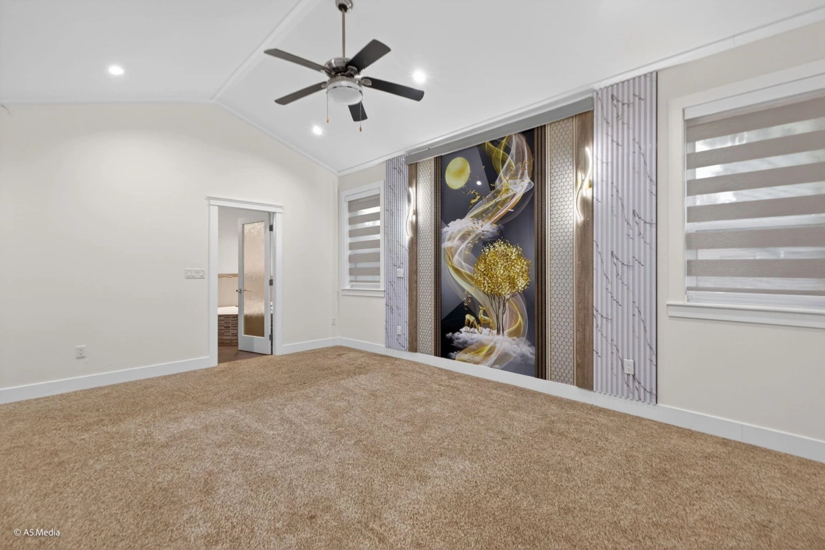 Entry Foyer Photo of 9543 119a Street, Delta, BC