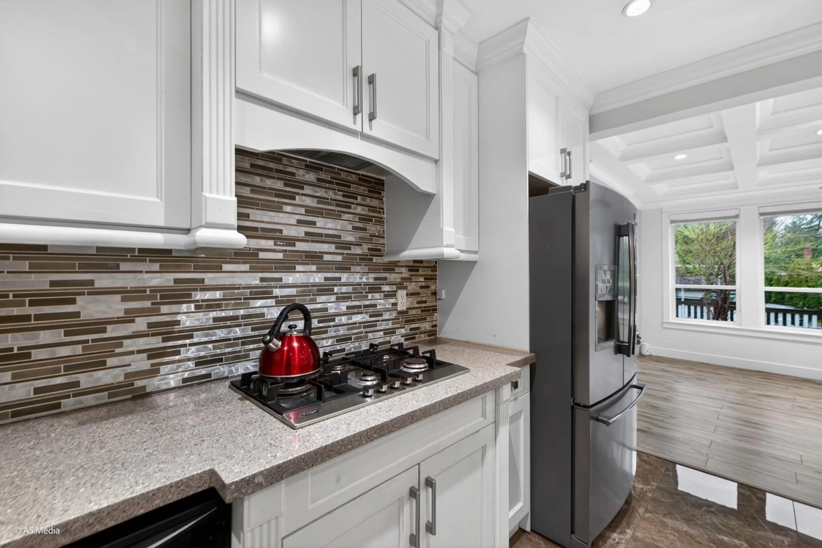 Walk-In Closet Photo of 9543 119a Street, Delta, BC