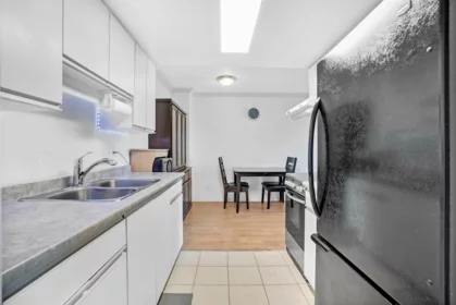 Breakfast Nook Photo of 303 975 E Broadway, Vancouver, BC