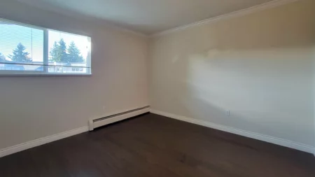 321 1850 E Southmere Crescent, Surrey, BC, Surrey — Apartment/Condo for sale