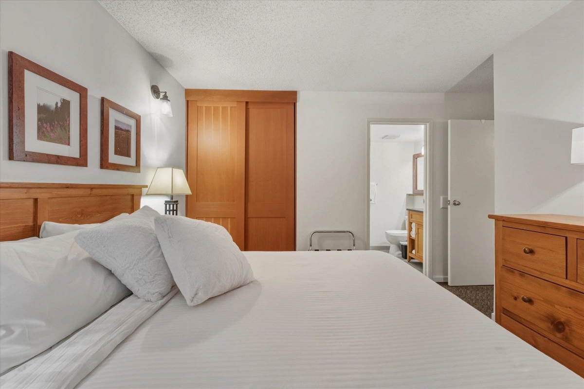 Loft / Bonus Room Photo of 423 4200 Whistler Way, Whistler, BC