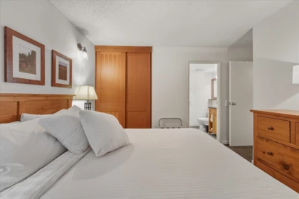 Office / Den Photo of 423 4200 Whistler Way, Whistler, BC