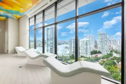 Swimming Pool Photo of 2816 89 Nelson Street, Vancouver, BC